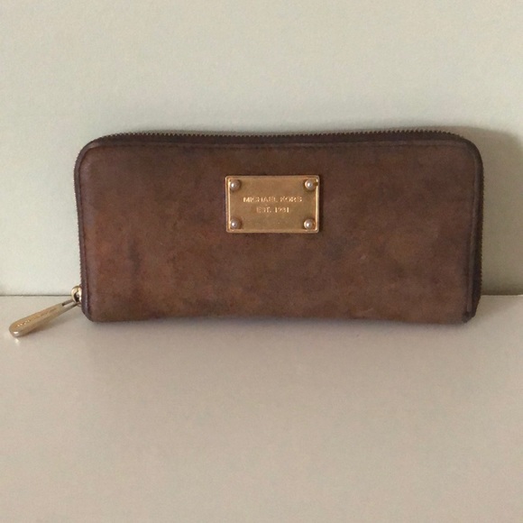 brown suede wallet